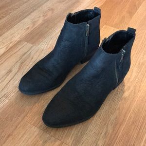 Ralph Lauren black leather ankle booties size 7.5